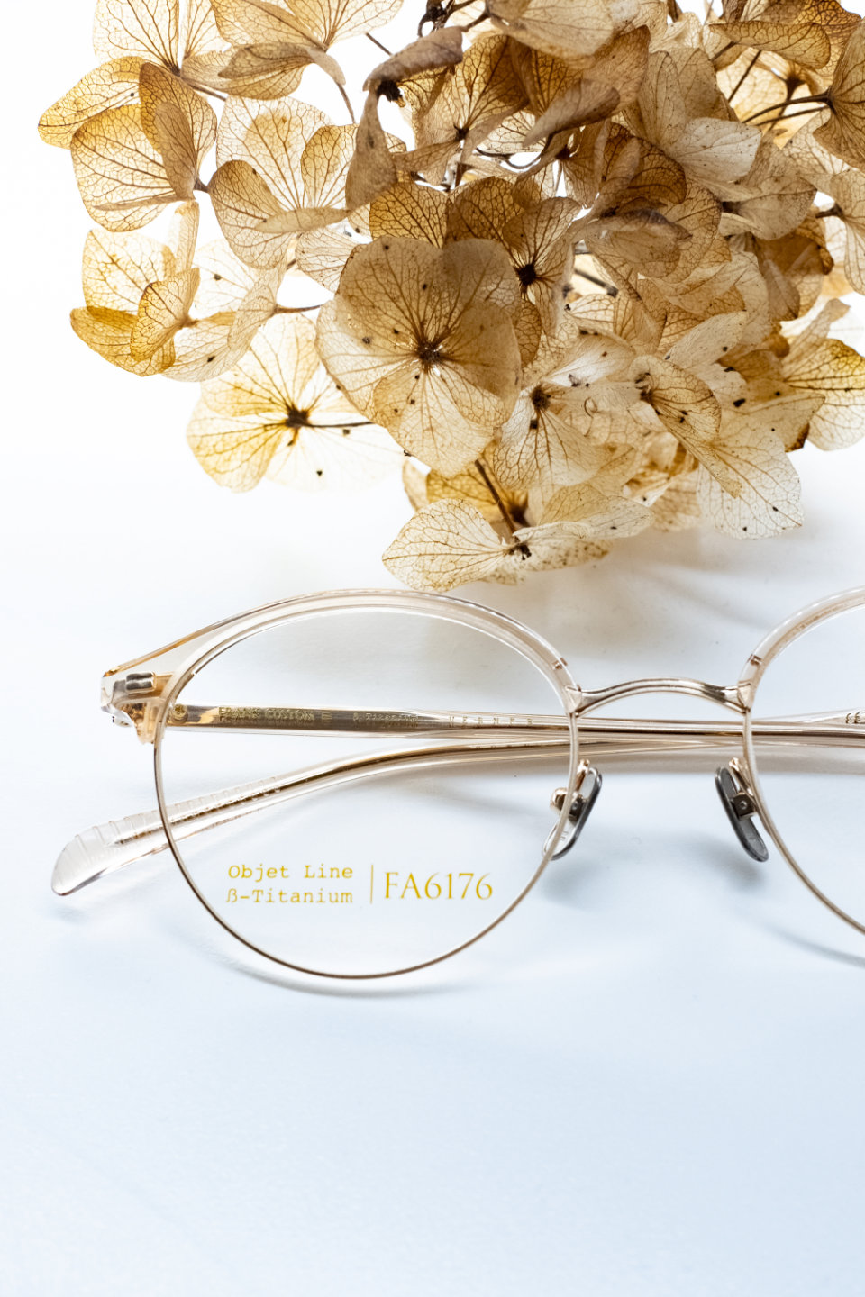 FA6176_col.02_smoky-quartz-light-gold_ß-TITANIUM