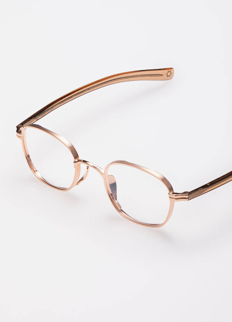 KameManNen Model 132 RG