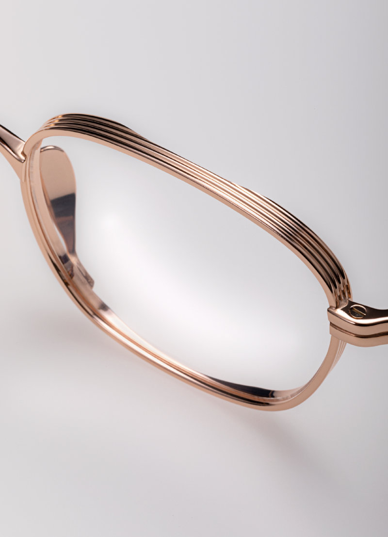 KameManNen Model 132 RG